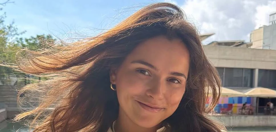 Міла Сивацька вийшла на першу прогулянку з донькою у Барселоні (Фото)